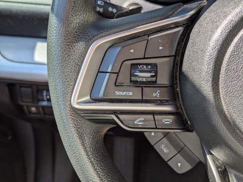 Used 2018 Subaru Outback 2.5i AWD/4WD image 11