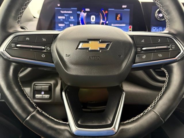 Used 2026 Chevrolet Silverado EV LT AWD/4WD image 46