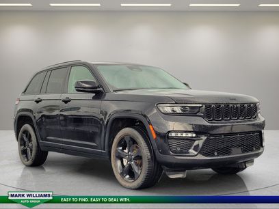 Used 2023 Jeep Grand Cherokee Limited w/ Luxury Tech Group II