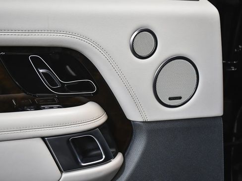 Used 2021 Land Rover Range Rover Westminster Edition image 13