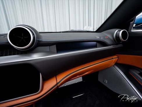 Used 2023 Ferrari Portofino M RWD image 37