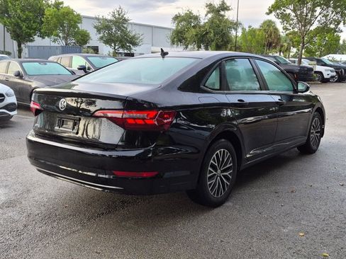 Used 2021 Volkswagen Jetta S w/ Driver Assistance Package FWD image 5