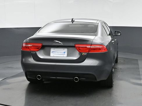 Used 2019 Jaguar XE S image 6