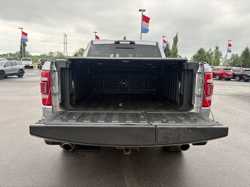 Used 2021 RAM 1500 Limited AWD/4WD image 16