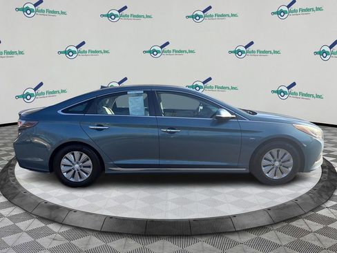 Used 2016 Hyundai Sonata SE image 4