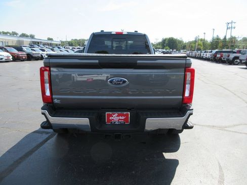 Used 2026 Ford F450 XLT w/ FX4 Off-Road Package AWD/4WD image 6