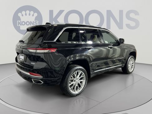 Used 2022 Jeep Grand Cherokee Summit AWD/4WD image 7