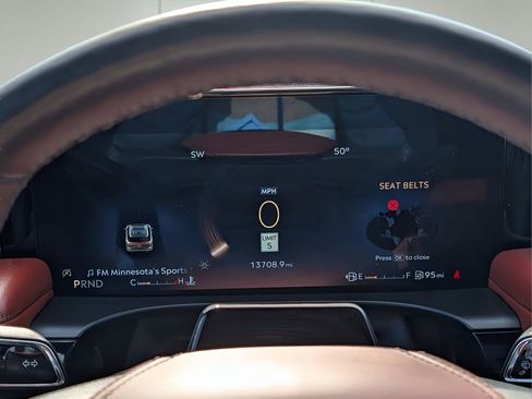 Used 2025 Lincoln Aviator Reserve w/ Equipment Group 201A image 20