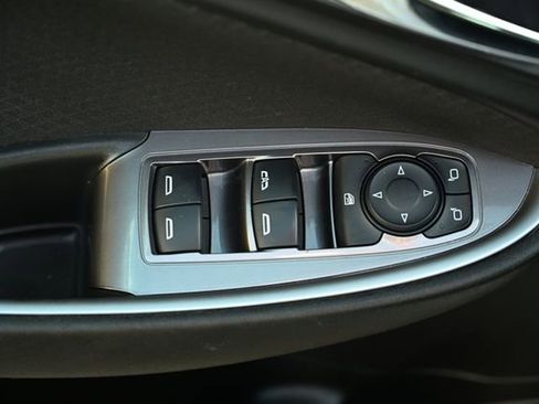 Used 2024 Chevrolet Malibu LT image 45