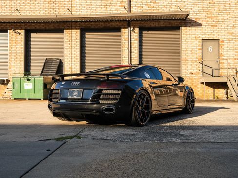 Used 2011 Audi R8 V10 AWD/4WD image 11