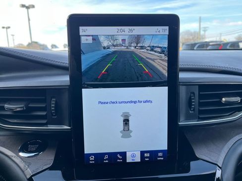 Used 2023 Ford Explorer Platinum w/ Technology Package image 22