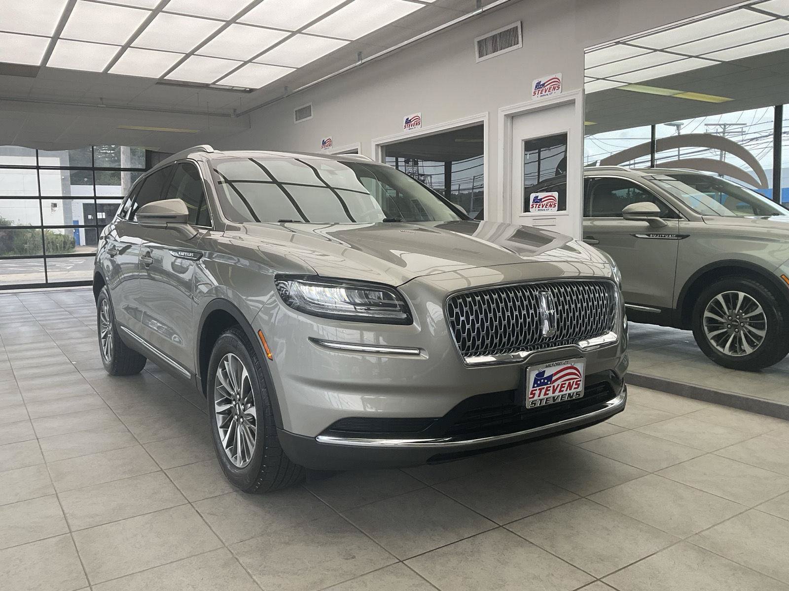 Used 2023 Lincoln Nautilus AWD w/ Premium Package image 1