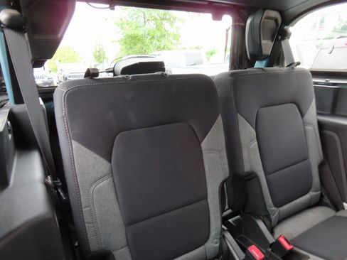 Used 2023 Ford Bronco 2-Door image 26