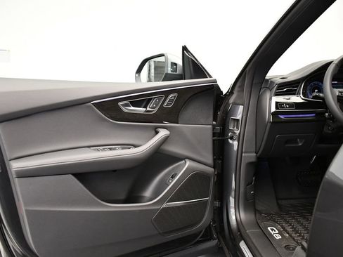 New 2026 Audi Q8 Premium Plus image 32