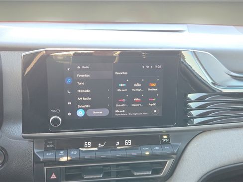 Used 2025 Toyota Camry XSE image 10