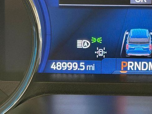 Used 2022 Ford Expedition XLT image 19