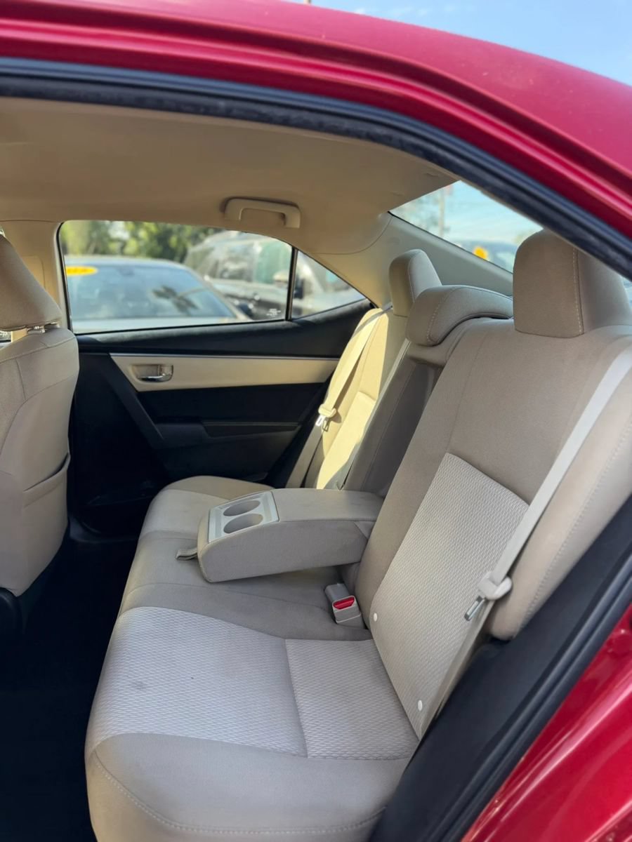Used 2016 Toyota Corolla LE FWD image 18