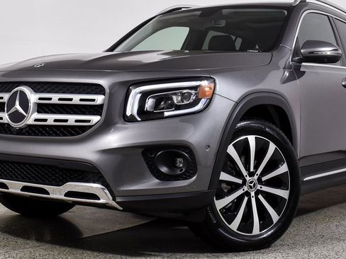 Certified 2023 Mercedes-Benz GLB 250 image 3