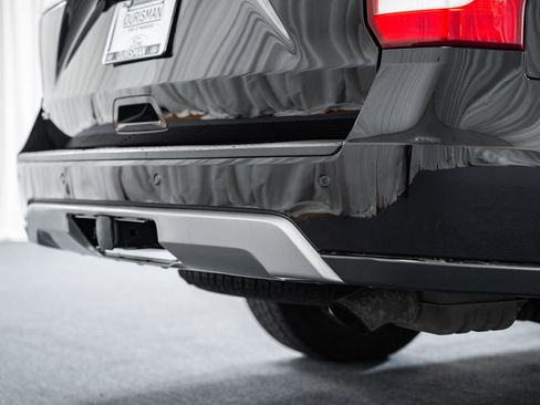 Used 2019 Ford Expedition Max XLT w/ Equipment Group 202A image 19