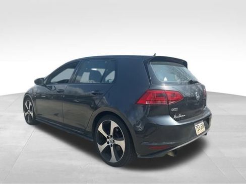 Used 2017 Volkswagen GTI S image 10