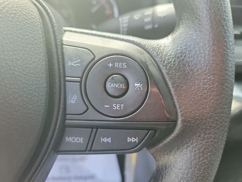 Used 2024 Toyota RAV4 LE FWD image 34