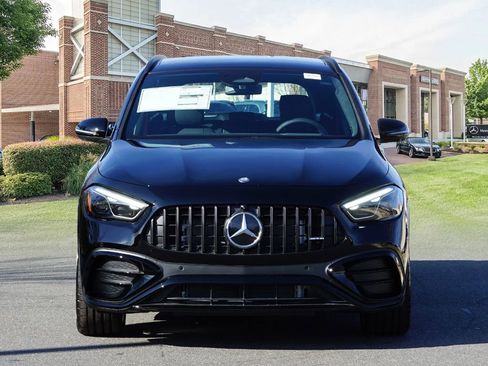 New 2026 Mercedes-Benz GLA 35 AMG 4MATIC image 2