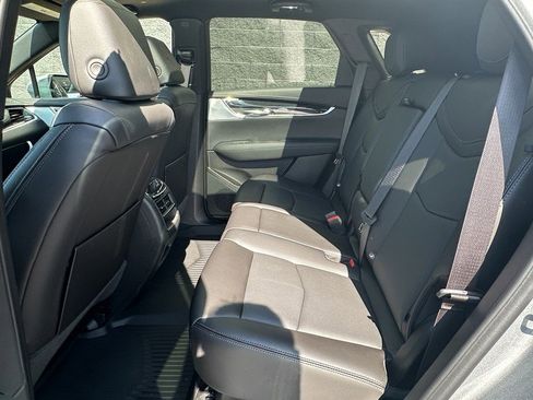 New 2025 Cadillac XT5 Premium Luxury w/ LPO, Floor Liner Package image 7