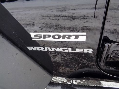 Used 2016 Jeep Wrangler Sport w/ Quick Order Package 24S image 5