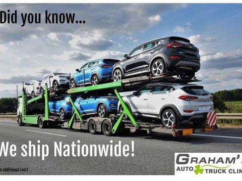 Used 2017 Land Rover Discovery First Edition image 10