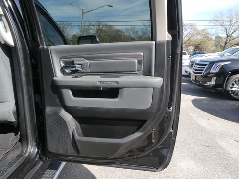 Used 2018 RAM 1500 Big Horn image 24
