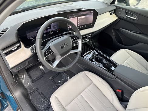 New 2026 Audi Q3 quattro 2.0T AWD/4WD image 19