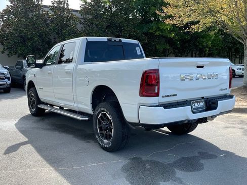 Used 2025 RAM 2500 Laramie AWD/4WD image 5