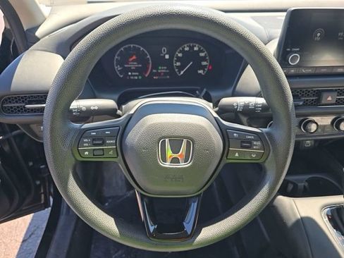 Used 2025 Honda HR-V LX image 11