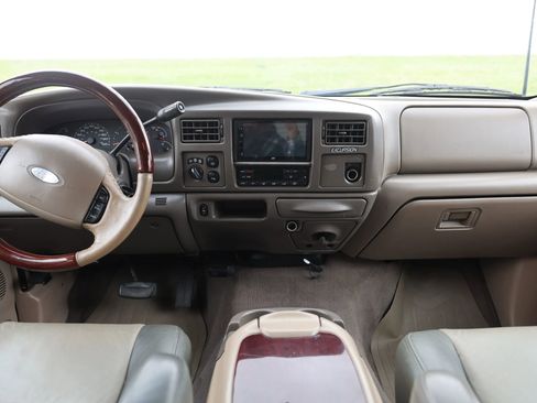 Used 2003 Ford Excursion Eddie Bauer image 35