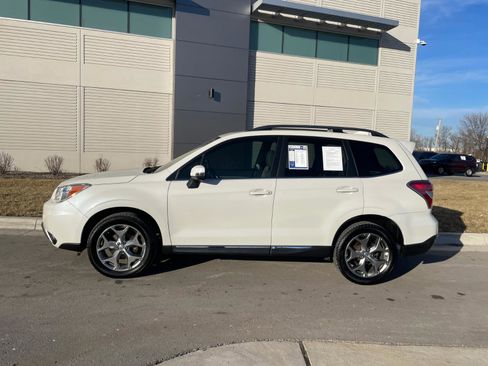 Used 2016 Subaru Forester 2.5i Touring w/ Eyesight & Navigation System image 8