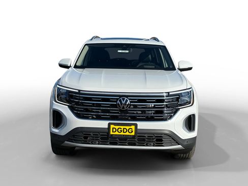 New 2026 Volkswagen Atlas SEL image 8