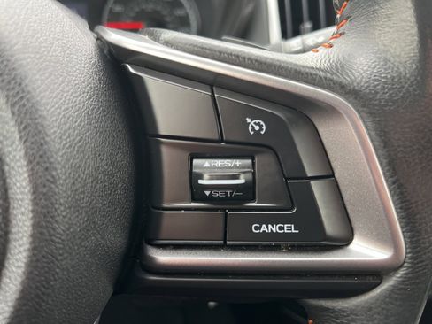 Used 2019 Subaru Crosstrek 2.0i Premium image 14