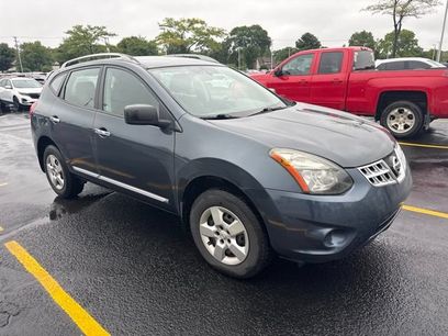 Used 2014 Nissan Rogue S w/ Convenience Package