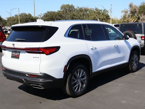 New 2026 Buick Enclave Preferred image 4