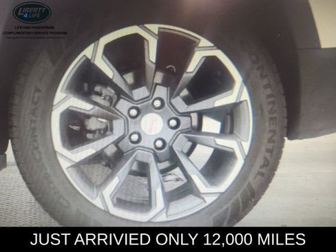 Used 2026 GMC Terrain Elevation w/ Elevation Premium Package AWD/4WD image 9