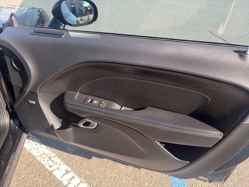 Used 2017 Dodge Challenger R/T Scat Pack w/ Leather Interior Group image 22