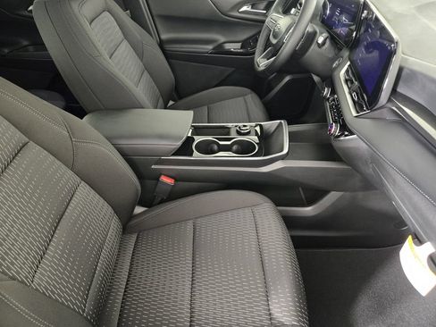 New 2026 Chevrolet Equinox LT w/ Midnight Edition FWD image 15