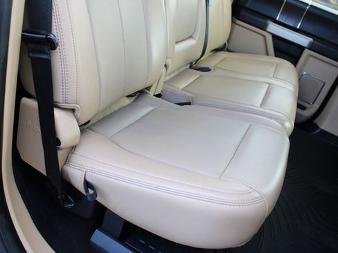 Used 2020 Ford F250 Lariat w/ Lariat Ultimate Package image 26