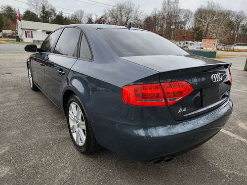 Used 2010 Audi A4 2.0T Premium image 9