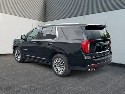 Used 2024 GMC Yukon Denali Ultimate AWD/4WD image 3