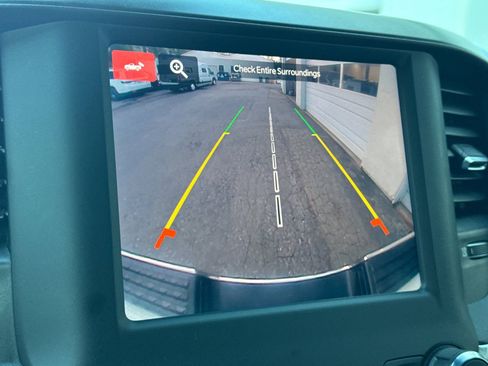 Used 2024 RAM 2500 Big Horn w/ Bed Utility Group image 18