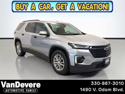 Used 2023 Chevrolet Traverse LT