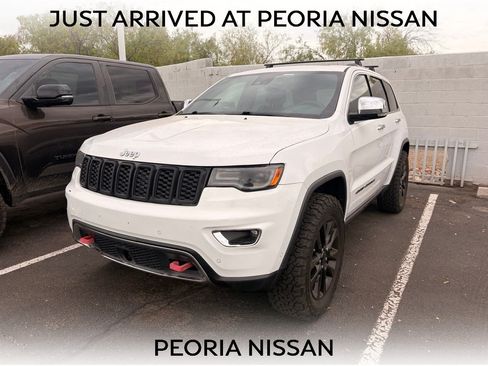 Used 2017 Jeep Grand Cherokee Limited w/ Luxury Group II AWD/4WD image 1