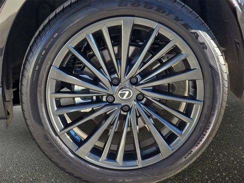 Used 2024 Lexus RX 350 Premium image 37