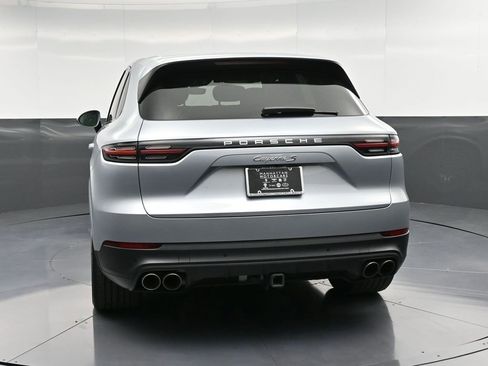 Certified 2021 Porsche Cayenne S image 7